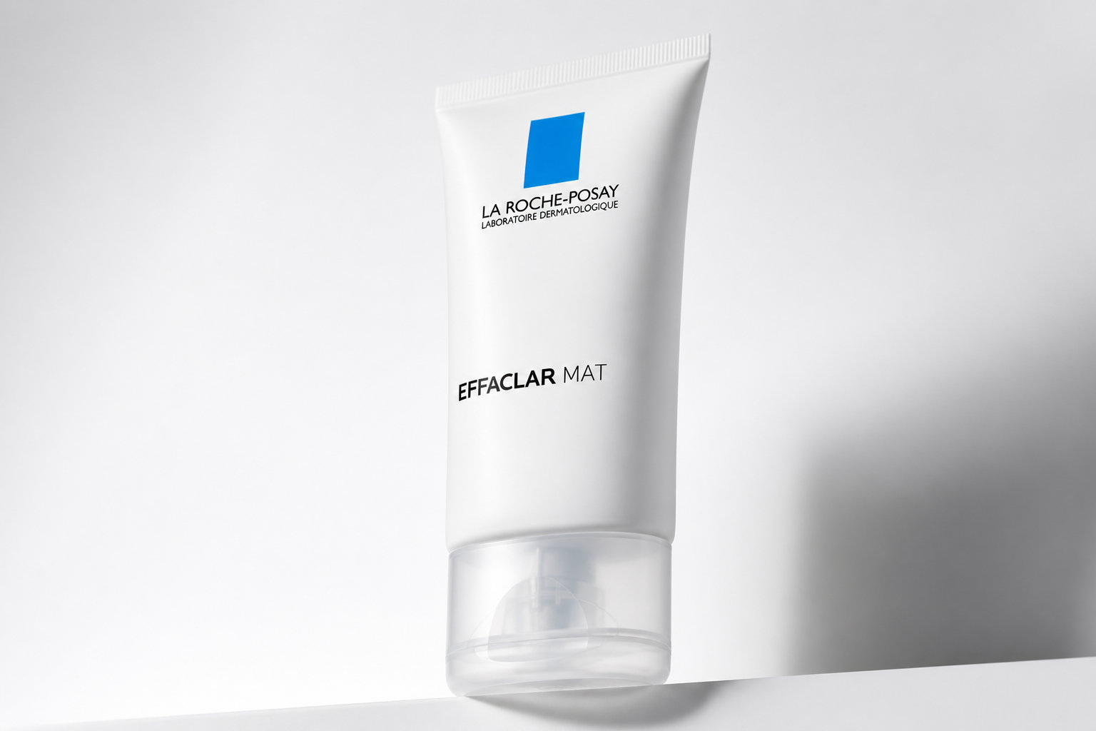 La Roche-Posay Effaclar Mat pour un fini velouté immédiat